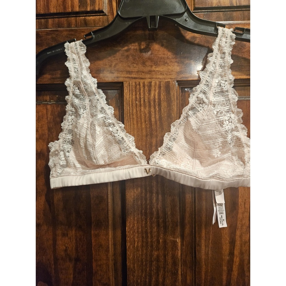 Victoria's Secret Lace Trim Wireless Bralette Beige Medium NWT